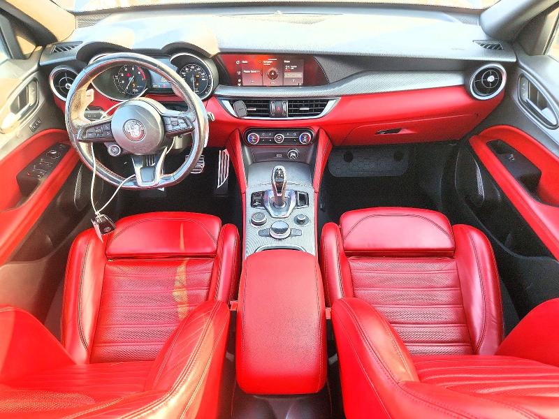 61198316 :رقم المزاد ، ZASPAKBN7L7C75514 vin ، 2020 Alfa Romeo Stelvio مزاد بيع