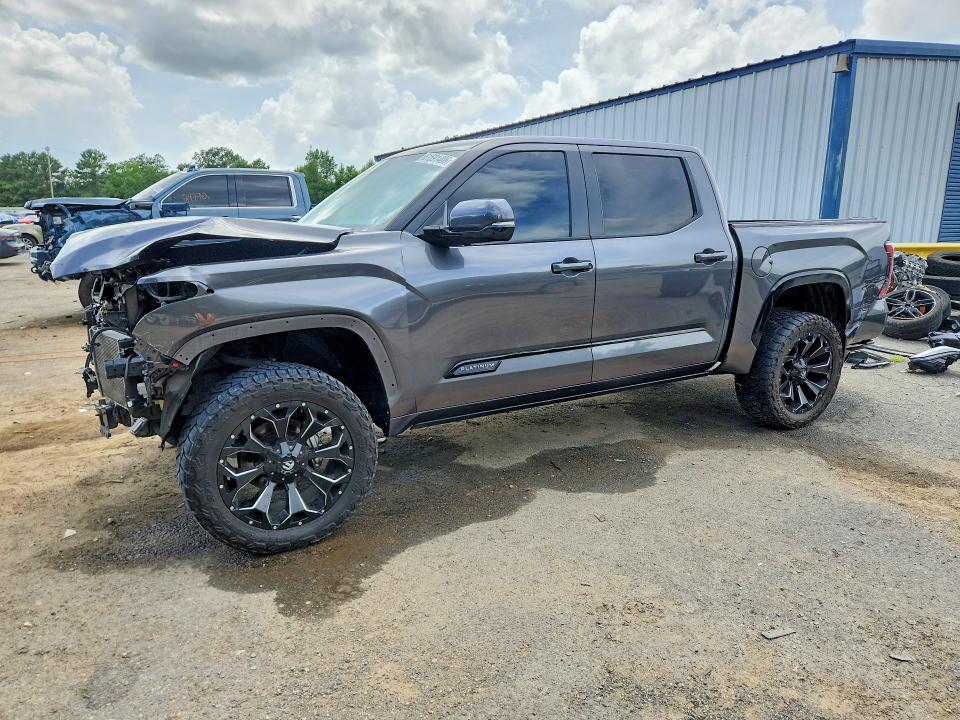 Продажа на аукционе авто 2024 Toyota Tundra, vin: 5TFNA5DB3RX184785, номер лота: 61591406