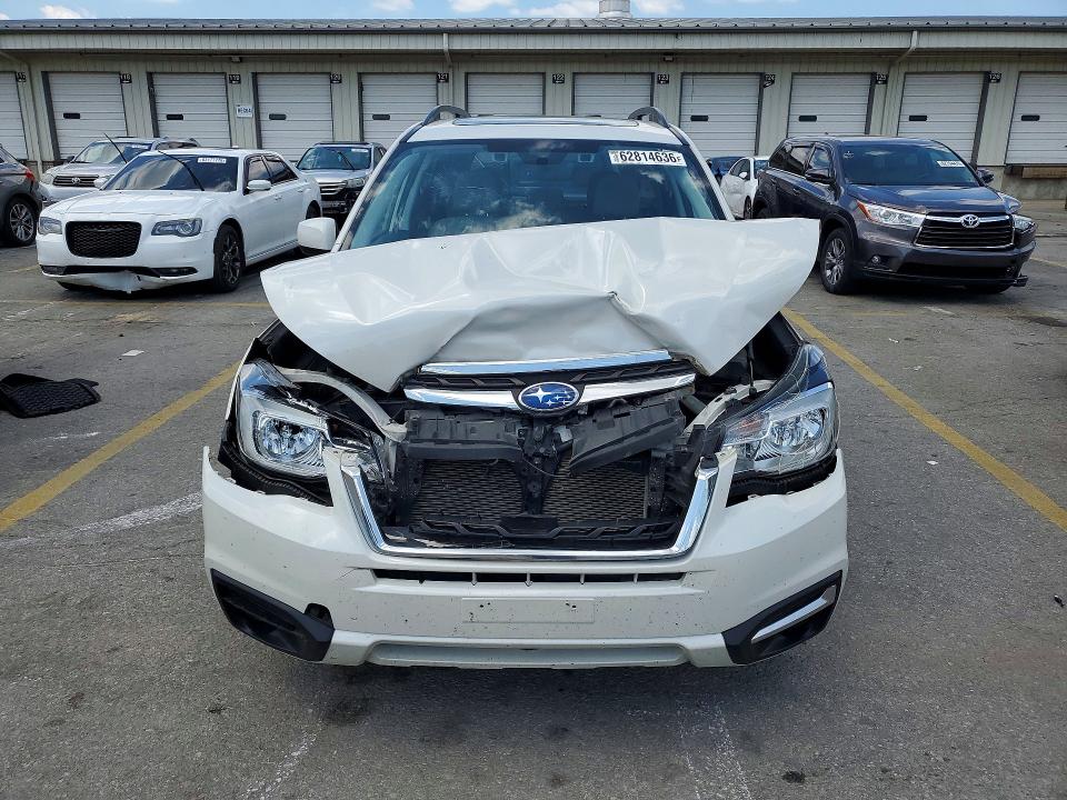 Продажа на аукционе авто 2017 Subaru Forester, vin: JF2SJAGC1HH516846, номер лота: 62814636