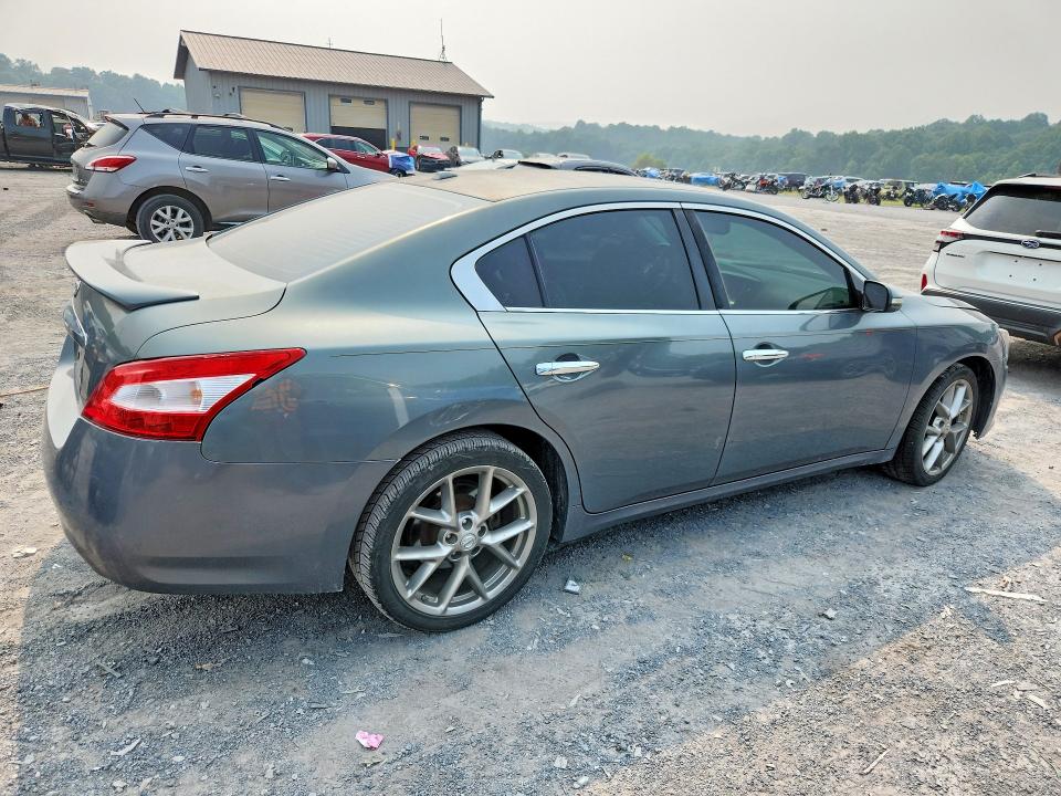 61298256 :رقم المزاد ، 1N4AA5AP6BC818124 vin ، 2011 Nissan Maxima مزاد بيع