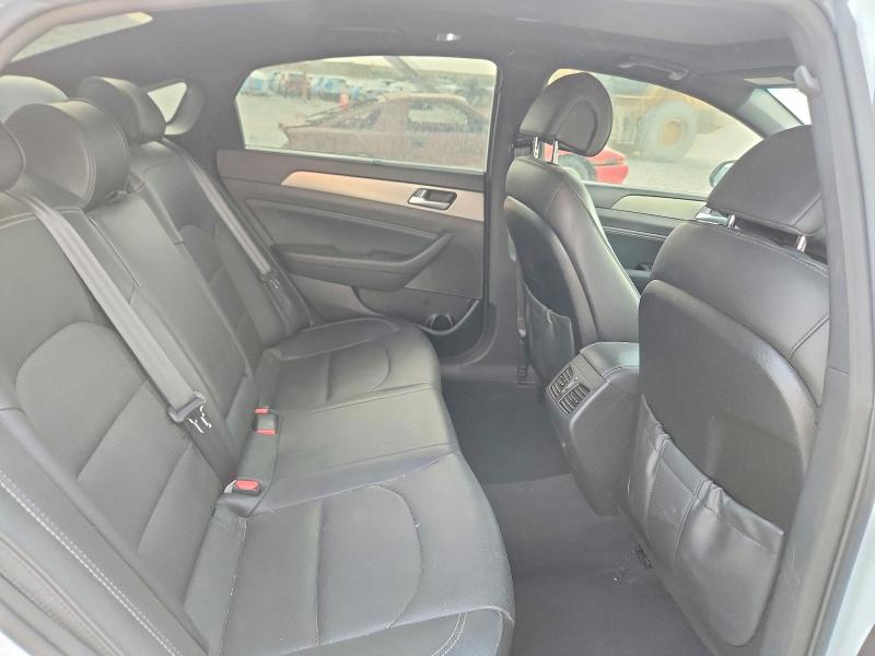 Продажа на аукционе авто 2015 Hyundai Sonata, vin: 5NPE34AB2FH147422, номер лота: 61010106