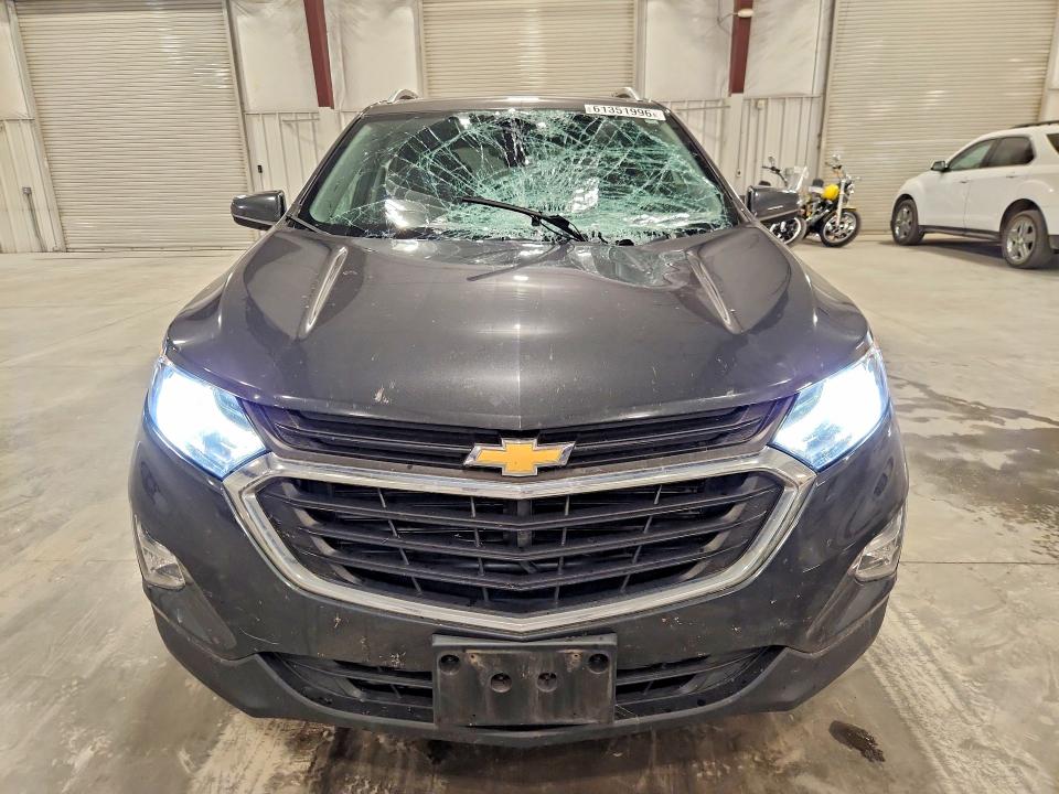 2018 Chevrolet Equinox მანქანა იყიდება აუქციონზე, vin: 1GNAXTEX1J6261211, აუქციონის ნომერი: 61351996