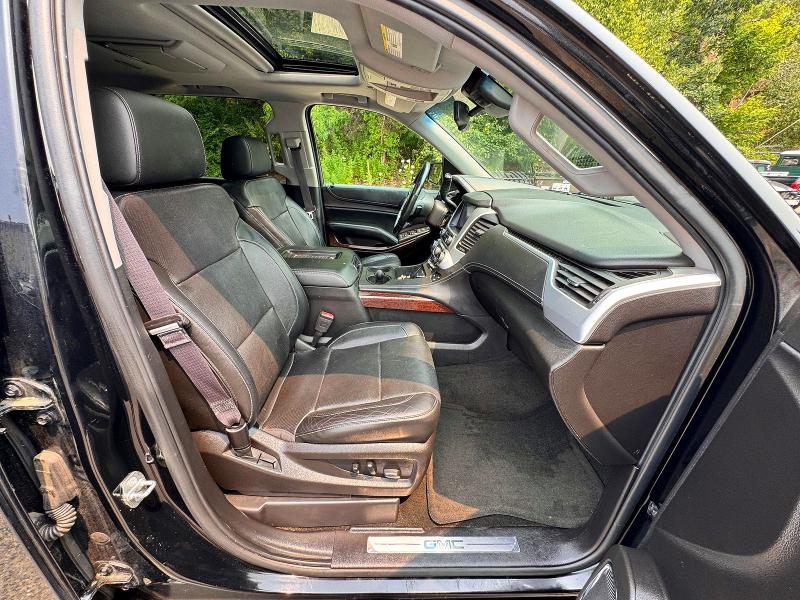 Продажа на аукционе авто 2016 Gmc Yukon Xl, vin: 1GKS2GKC2GR415155, номер лота: 63241516
