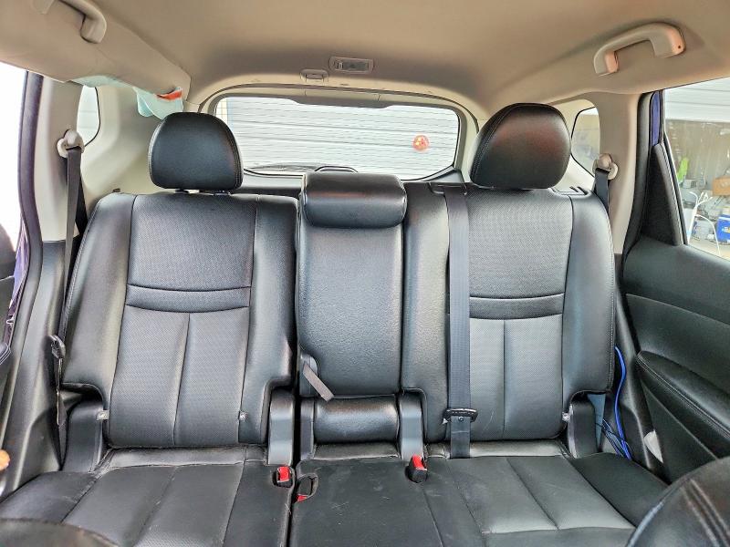 60790086 :رقم المزاد ، 5N1AT2MT0HC883115 vin ، 2017 Nissan Rogue مزاد بيع