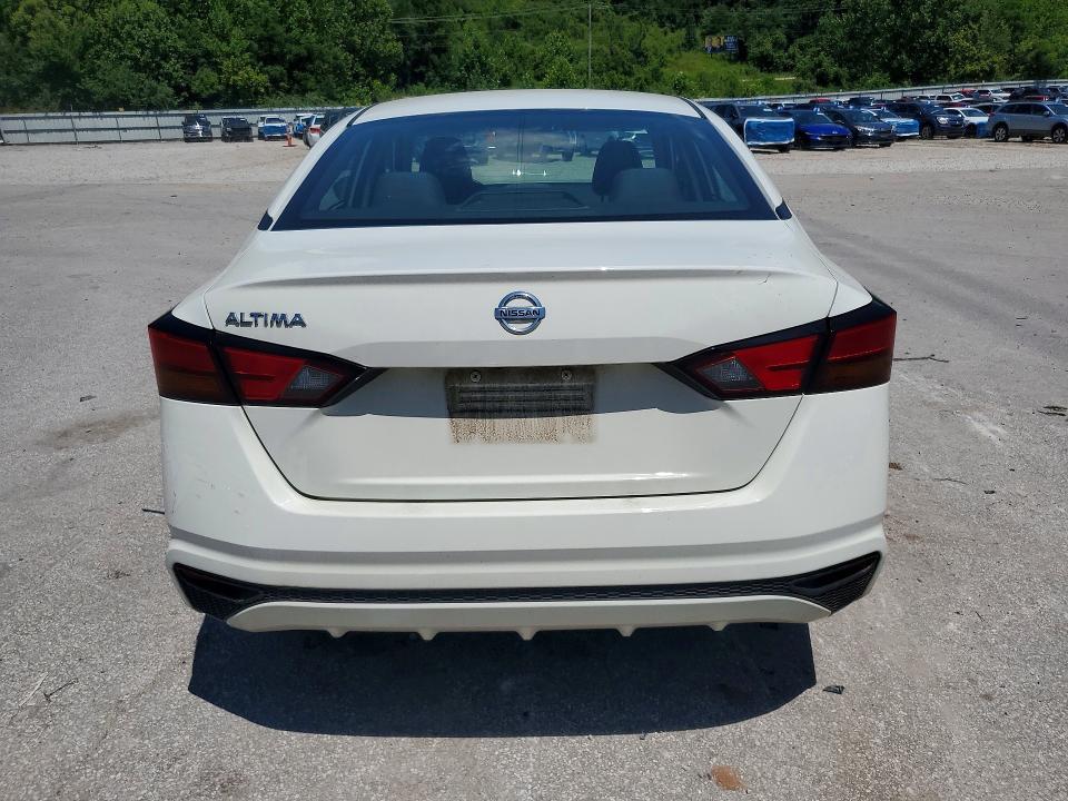 61228676 :رقم المزاد ، 1N4BL4BV9NN406813 vin ، 2022 Nissan Altima مزاد بيع