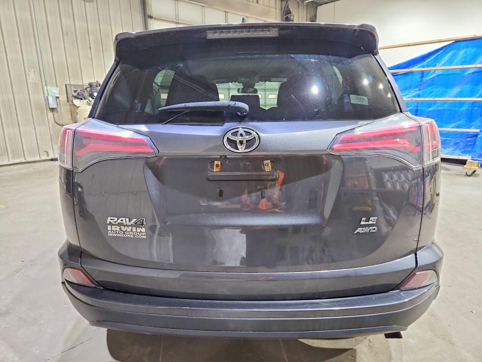 Aukcja sprzedaży 2018 Toyota Rav4, vin: JTMBFREV2JJ215035, numer aukcji: 60816456