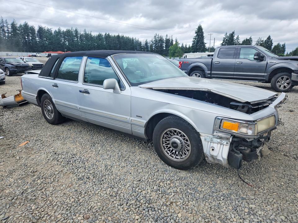 1996 Lincoln Town Car მანქანა იყიდება აუქციონზე, vin: 1LNLM81WXTY723066, აუქციონის ნომერი: 60328046