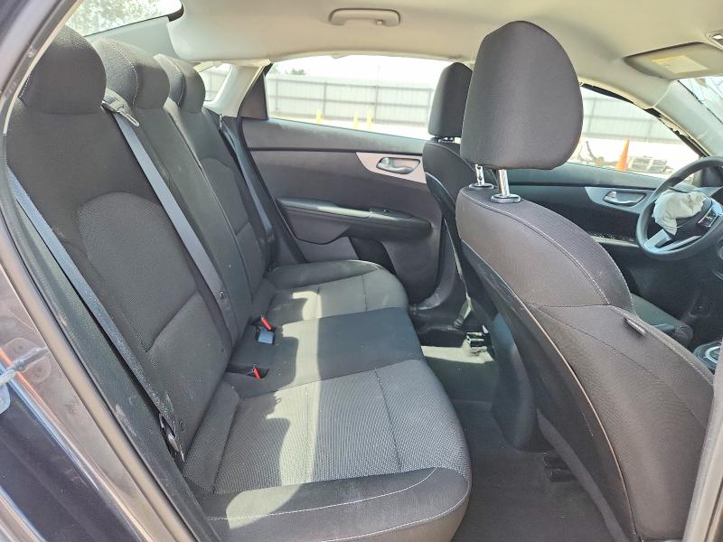 2023 Kia Forte მანქანა იყიდება აუქციონზე, vin: 3KPF24ADXPE527476, აუქციონის ნომერი: 60245626