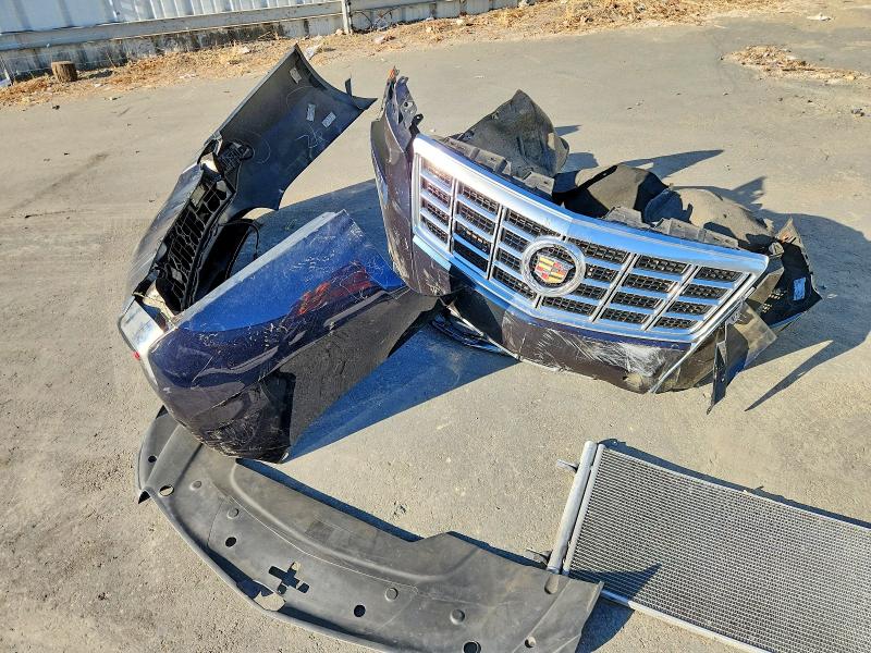 2015 Cadillac Xts მანქანა იყიდება აუქციონზე, vin: 2G61P5S35F9216464, აუქციონის ნომერი: 61980956