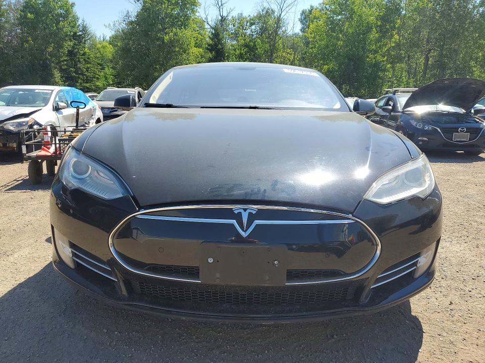 Продажа на аукционе авто 2014 Tesla Model S, vin: 5YJSA1S15EFP38189, номер лота: 59612956