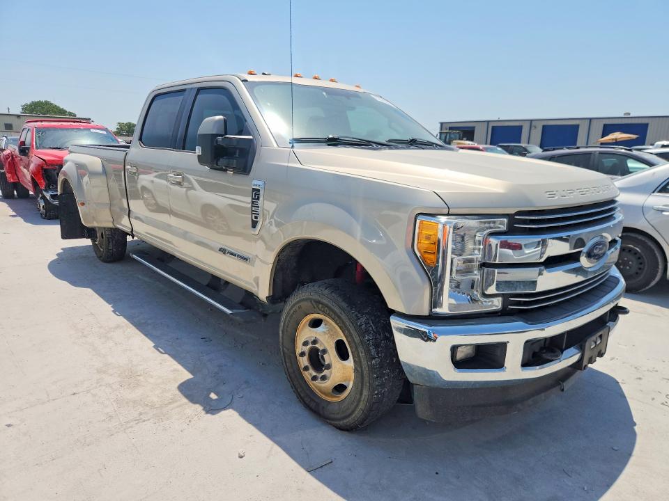 2017 Ford F350 მანქანა იყიდება აუქციონზე, vin: 1FT8W3DT6HEF45528, აუქციონის ნომერი: 62829376