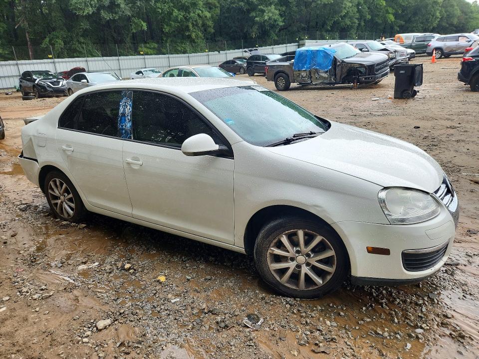 2010 Volkswagen Jetta მანქანა იყიდება აუქციონზე, vin: 3VWAX7AJ2AM153152, აუქციონის ნომერი: 62125936