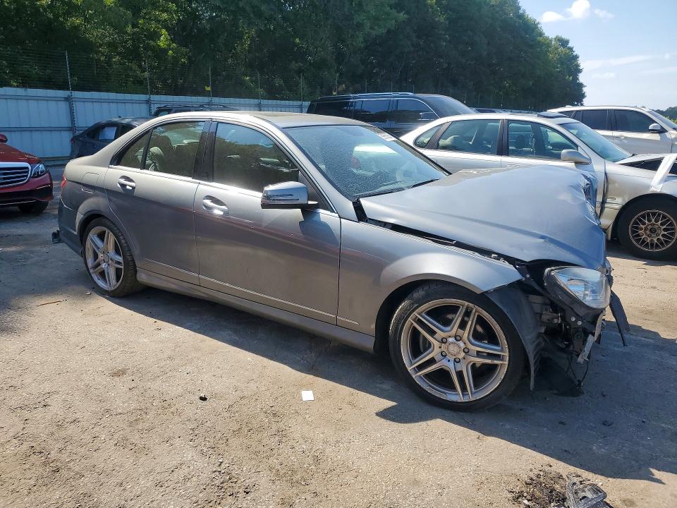 59856286 :رقم المزاد ، WDDGF5EB7AR090819 vin ، 2010 Mercedes-benz C-class مزاد بيع
