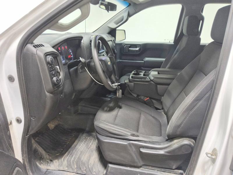 57638546 :رقم المزاد ، 1GCPYAEKXLZ296040 vin ، 2020 Chevrolet Silverado مزاد بيع