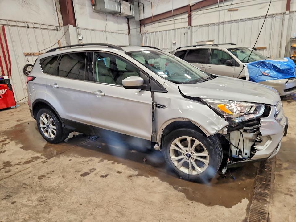 Продажа на аукционе авто 2017 Ford Escape, vin: 1FMCU9GD6HUC03764, номер лота: 59597456