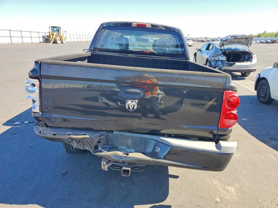 2006 Dodge Dakota მანქანა იყიდება აუქციონზე, vin: 1D7HW48N96S665488, აუქციონის ნომერი: 60124416