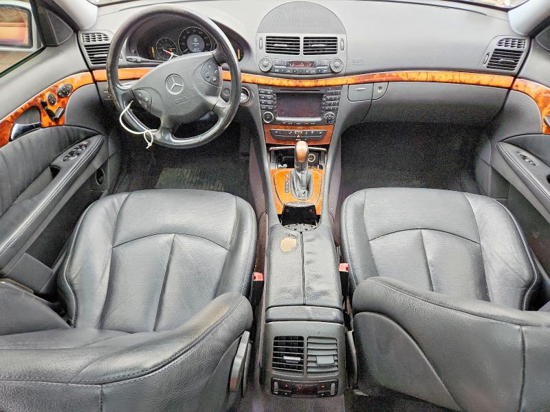 2005 Mercedes-benz E მანქანა იყიდება აუქციონზე, vin: WDBUF70J95A641696, აუქციონის ნომერი: 61676496