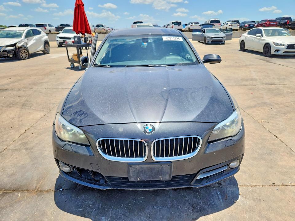 60213236 :رقم المزاد ، WBA5A7C58FD626803 vin ، 2015 Bmw 528 مزاد بيع