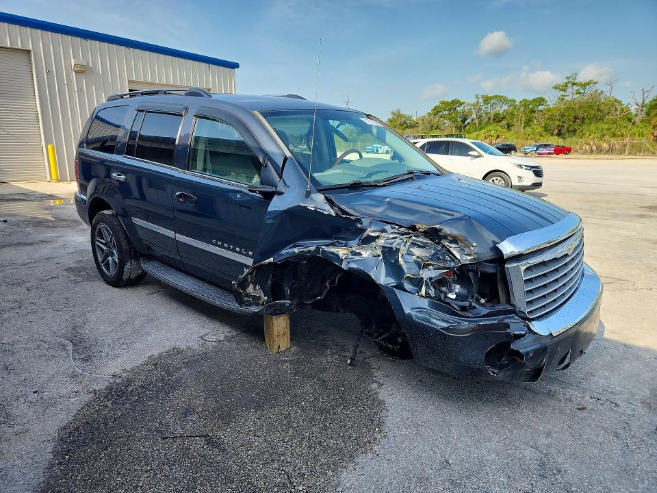Продажа на аукционе авто 2007 Chrysler Aspen, vin: 1A8HW58287F500945, номер лота: 61854046