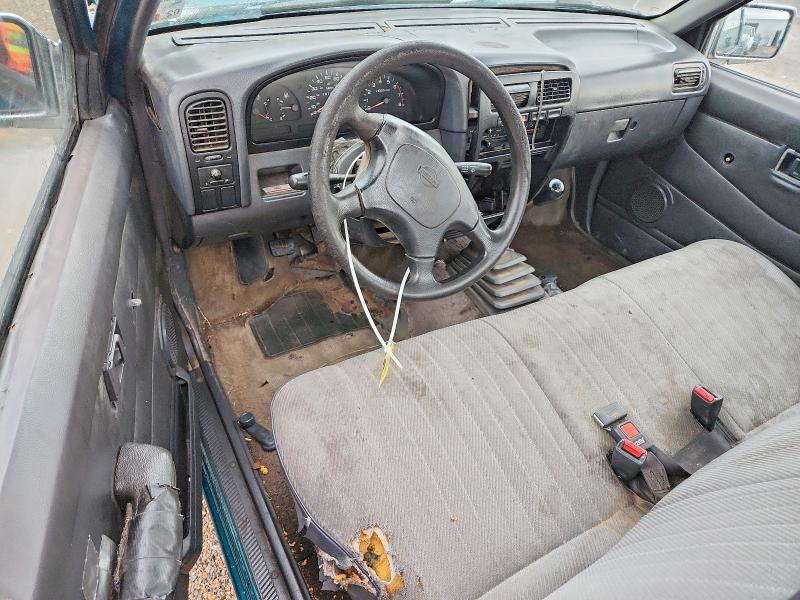 1995 Nissan Truck მანქანა იყიდება აუქციონზე, vin: 1N6SD11S4SC470985, აუქციონის ნომერი: 60046936