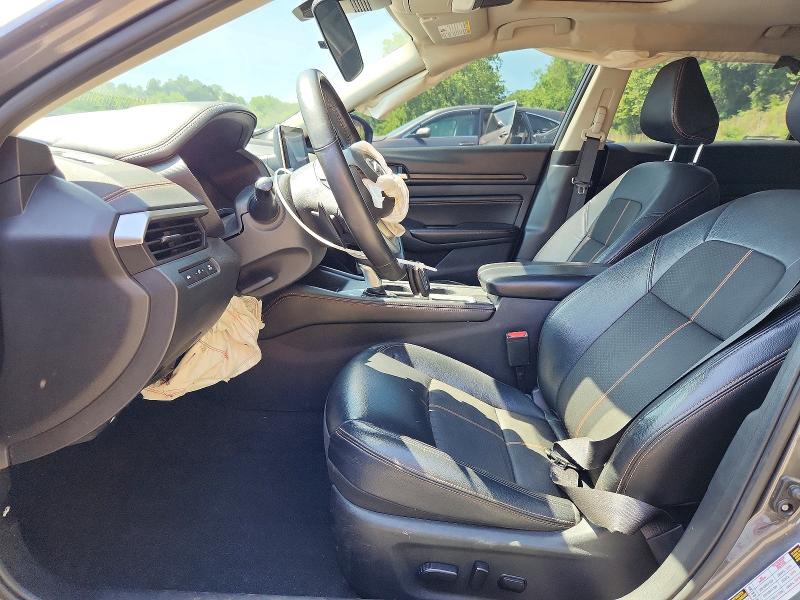 61717836 :رقم المزاد ، 1N4BL4CV9MN415167 vin ، 2021 Nissan Altima مزاد بيع