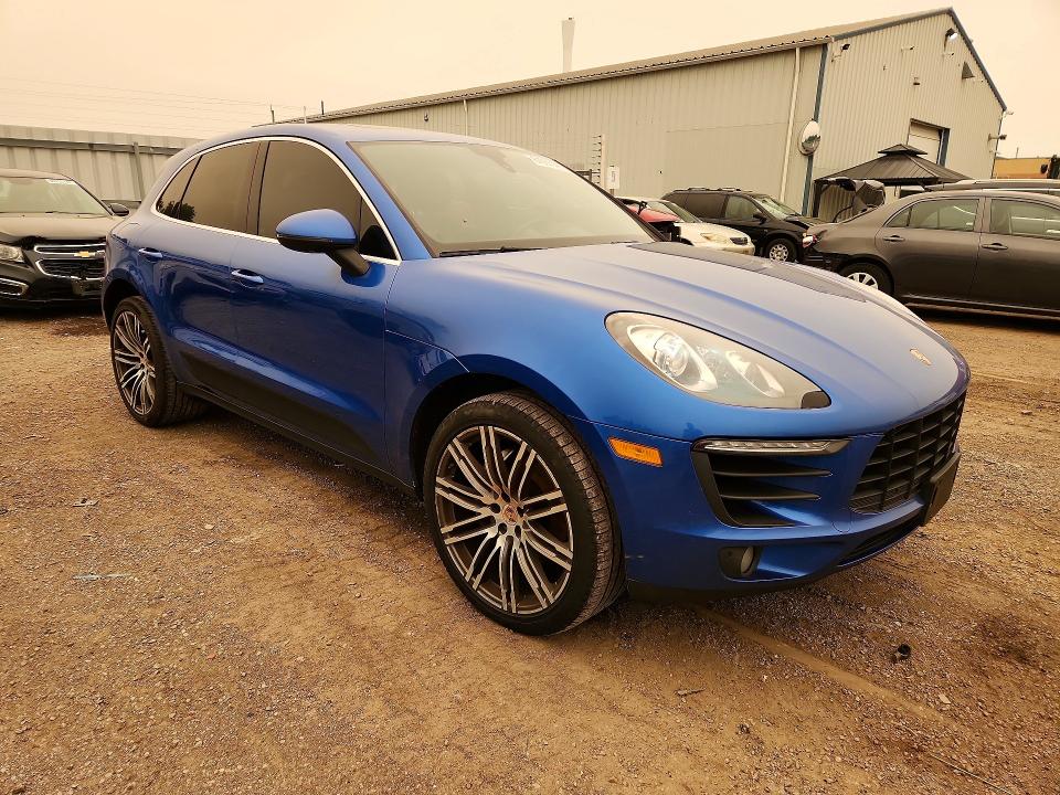 61067096 :رقم المزاد ، WP1AB2A57GLB44771 vin ، 2016 Porsche Macan مزاد بيع