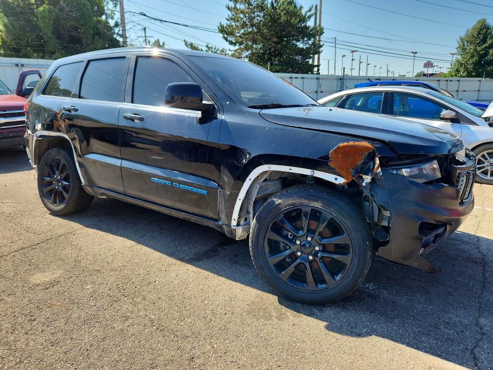 Продаж на аукціоні авто 2017 Jeep Grand Cherokee, vin: 1C4RJFAGXHC909960, номер лоту: 63213666
