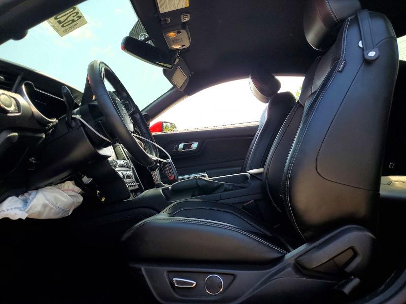 62043706 :رقم المزاد ، 1FA6P8TH4K5102807 vin ، 2019 Ford Mustang مزاد بيع