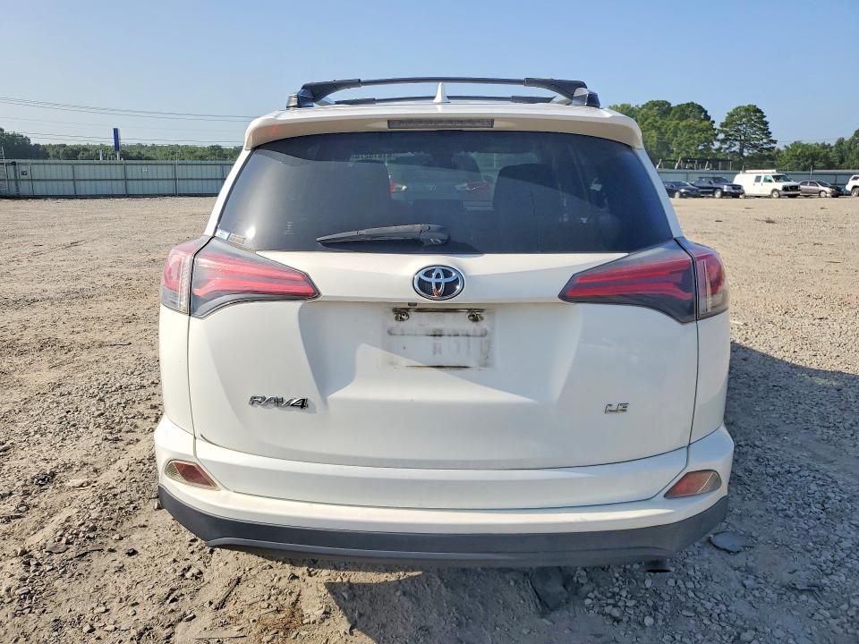 Продаж на аукціоні авто 2017 Toyota Rav4, vin: JTMZFREV7HJ117787, номер лоту: 61810276