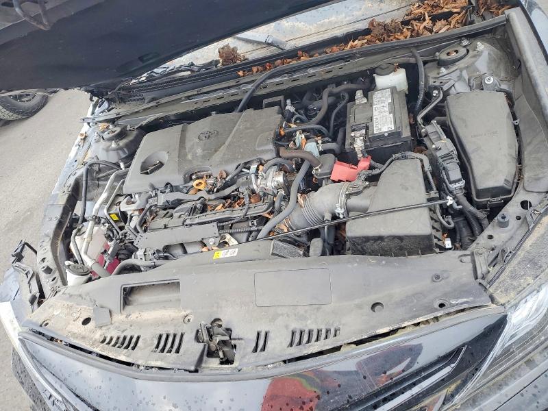 60973966 :رقم المزاد ، 4T1K61BKXNU069351 vin ، 2022 Toyota Camry مزاد بيع