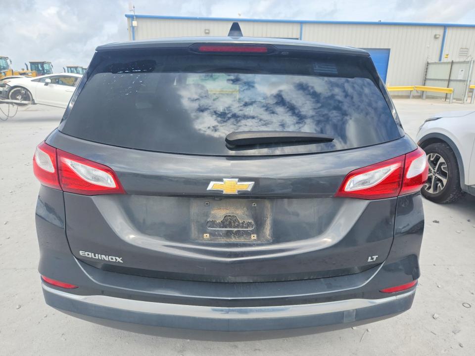 2018 Chevrolet Equinox მანქანა იყიდება აუქციონზე, vin: 2GNAXJEV2J6174131, აუქციონის ნომერი: 61310776