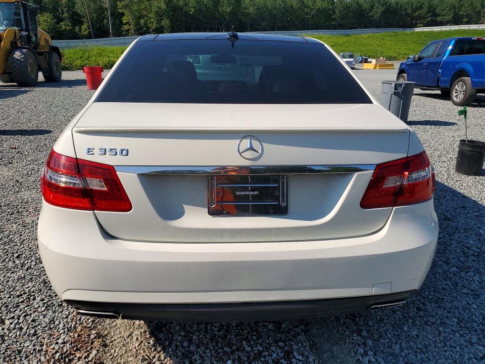 Продажа на аукционе авто 2012 Mercedes-benz E, vin: WDDHF5KBXCA641027, номер лота: 63305376
