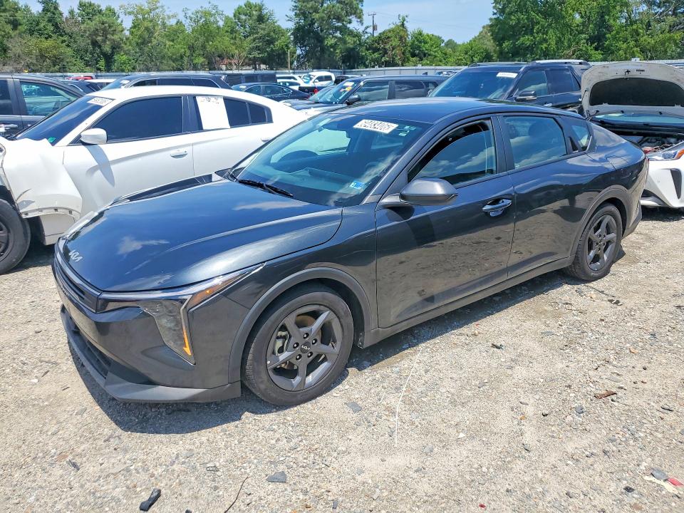 60483406 :رقم المزاد ، 3KPFT4DE8SE014270 vin ، 2025 Kia K4 مزاد بيع