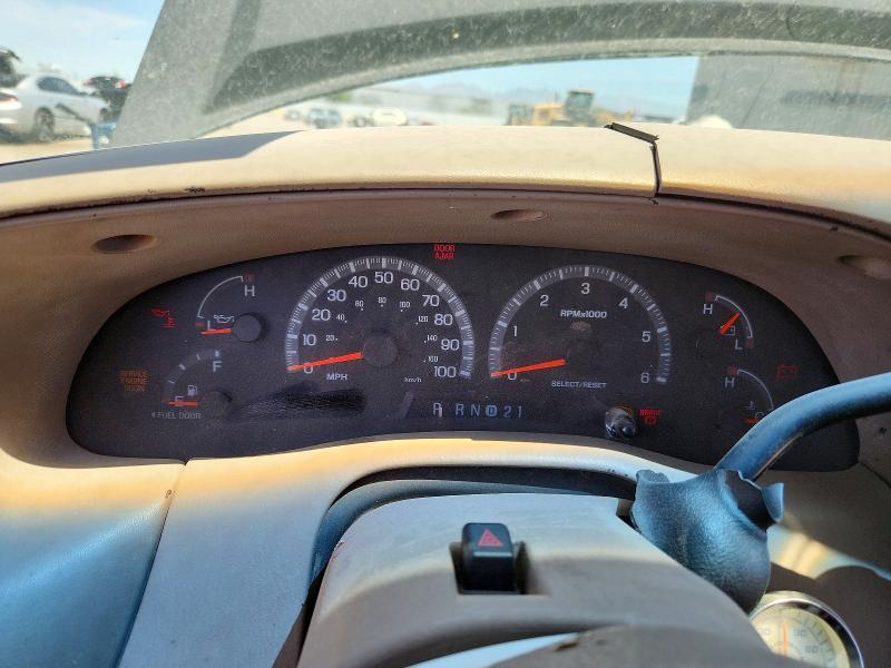 63423506 :رقم المزاد ، 1FTRW08LX1KD70138 vin ، 2001 Ford F150 مزاد بيع