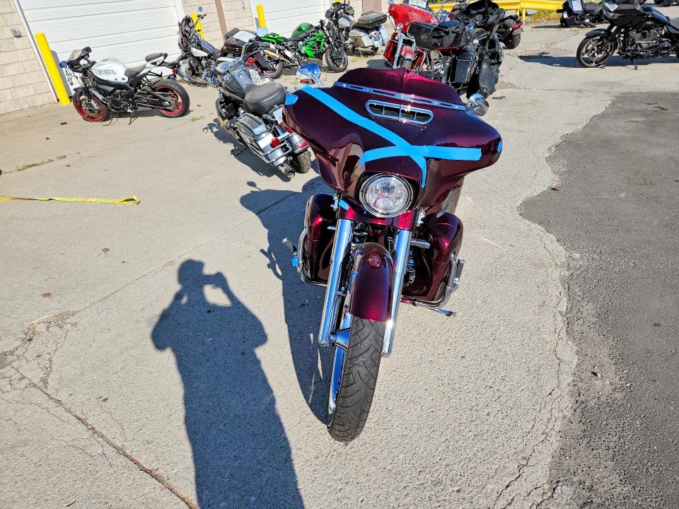 2016 Harley-davidson Flhxs მანქანა იყიდება აუქციონზე, vin: 1HD1KRM18GB677896, აუქციონის ნომერი: 62148246