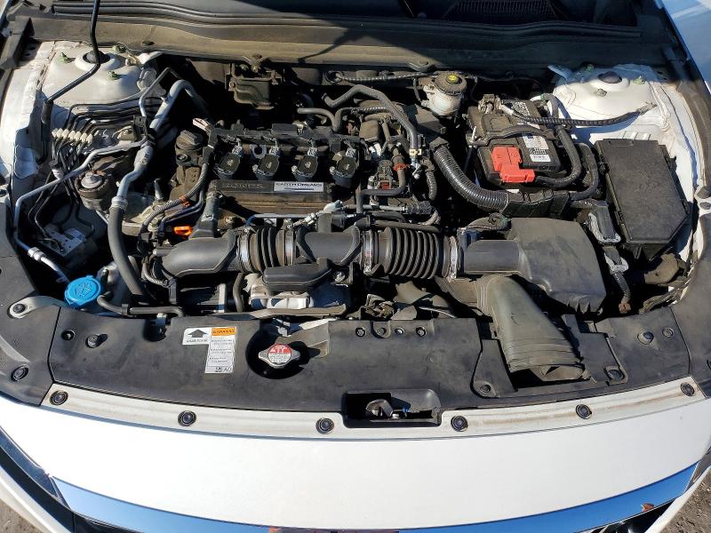 60787606 :رقم المزاد ، 1HGCV1F17JA041324 vin ، 2018 Honda Accord مزاد بيع