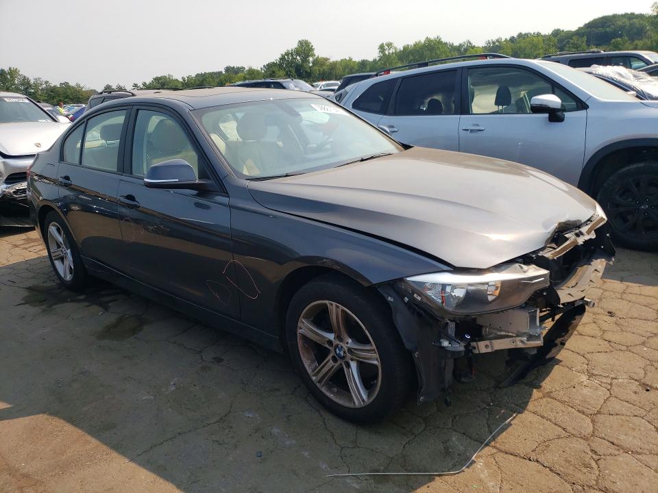 2015 Bmw 328 მანქანა იყიდება აუქციონზე, vin: WBA3B5G52FNS18164, აუქციონის ნომერი: 59861346