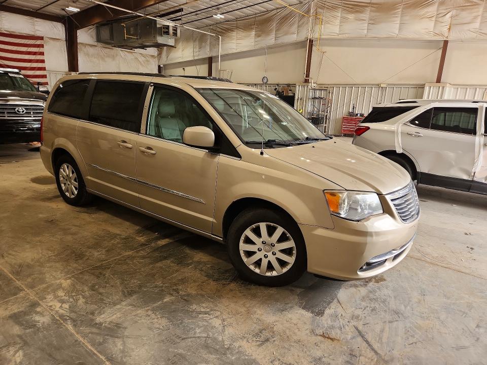2015 Chrysler Town & Country მანქანა იყიდება აუქციონზე, vin: 2C4RC1BG1FR538073, აუქციონის ნომერი: 61566246