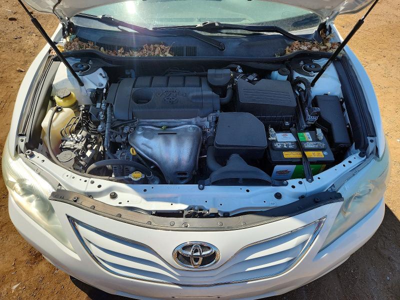 60884206 :رقم المزاد ، 4T1BF3EK7AU570084 vin ، 2010 Toyota Camry مزاد بيع