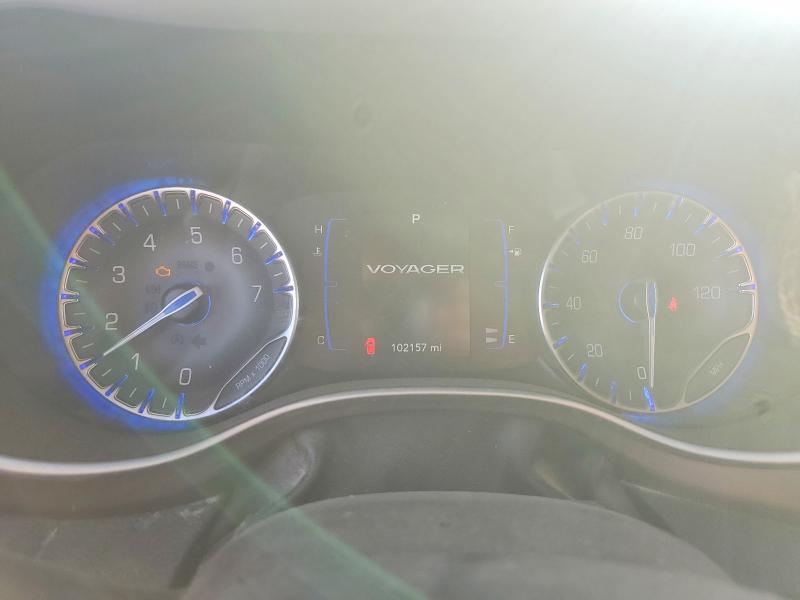 59336646 :رقم المزاد ، 2C4RC1CG7NR105192 vin ، 2022 Chrysler Voyager مزاد بيع