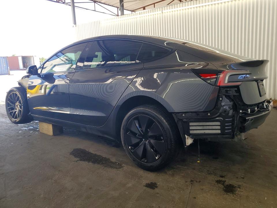 48987946 :رقم المزاد ، 5YJ3E1EB2SF899947 vin ، 2025 Tesla Model 3 مزاد بيع