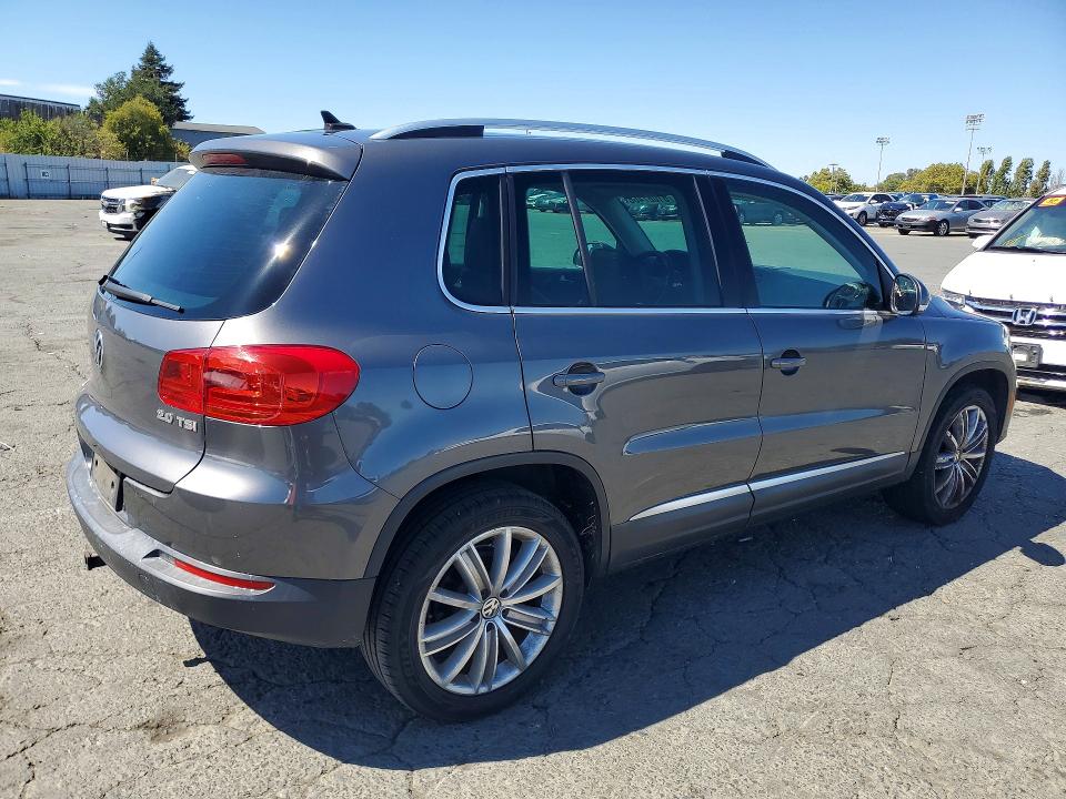 Продажа на аукционе авто 2013 Volkswagen Tiguan, vin: WVGAV7AX1DW547741, номер лота: 61067466