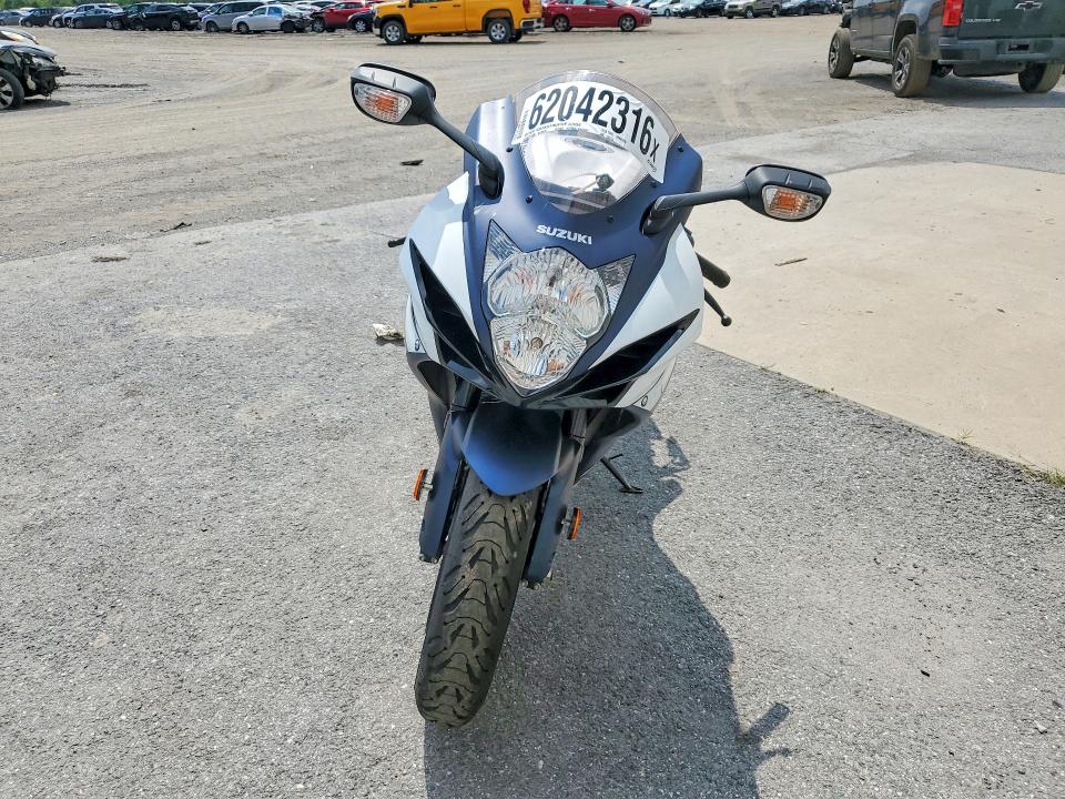 2025 Suzuki Gsx-r600 მანქანა იყიდება აუქციონზე, vin: JS1GN7FA8S7100778, აუქციონის ნომერი: 62042316