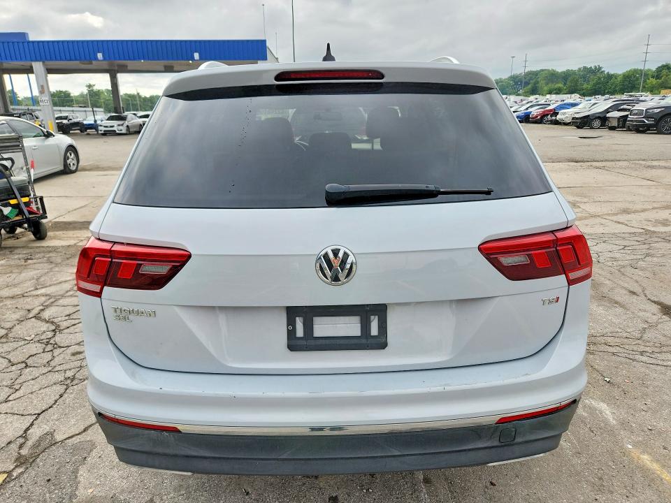 Продаж на аукціоні авто 2018 Volkswagen Tiguan, vin: 3VV3B7AX9JM018380, номер лоту: 62208156