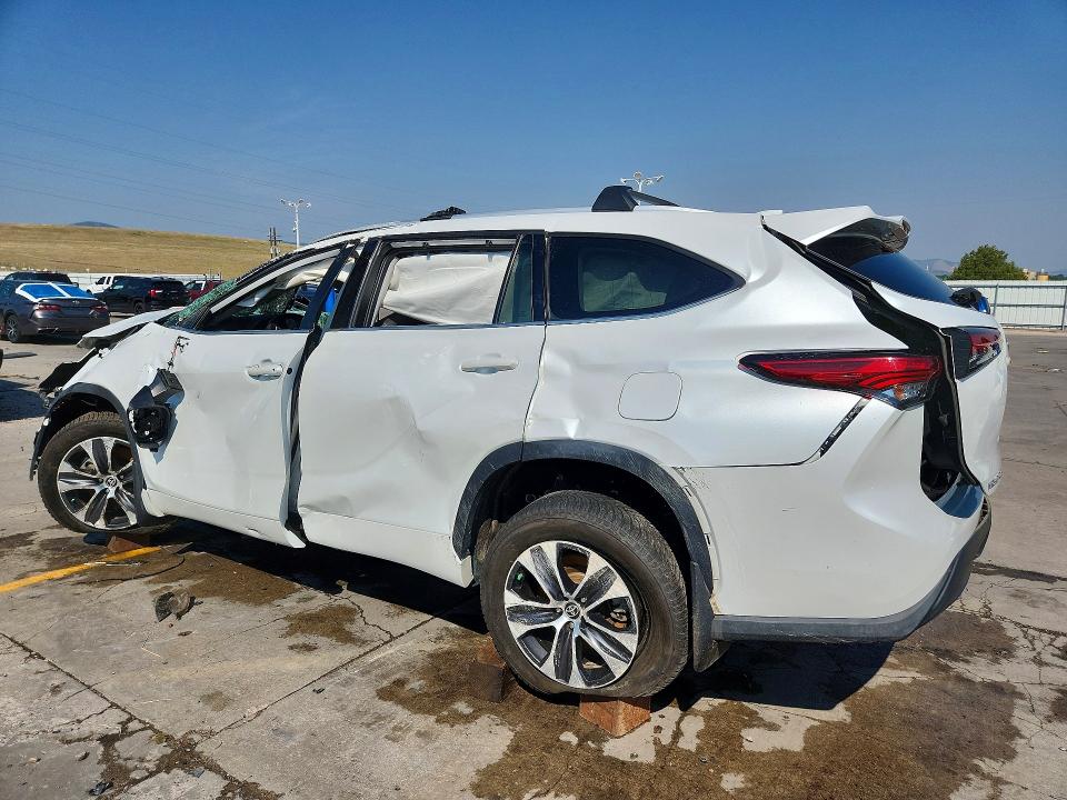 Aukcja sprzedaży 2022 Toyota Highlander, vin: 5TDGZRBH0NS578714, numer aukcji: 73342655