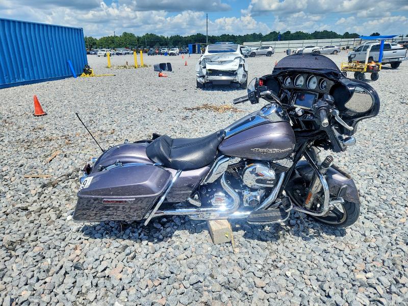 62500846 :رقم المزاد ، 1HD1KRM19FB616829 vin ، 2015 Harley-davidson Flhxs مزاد بيع