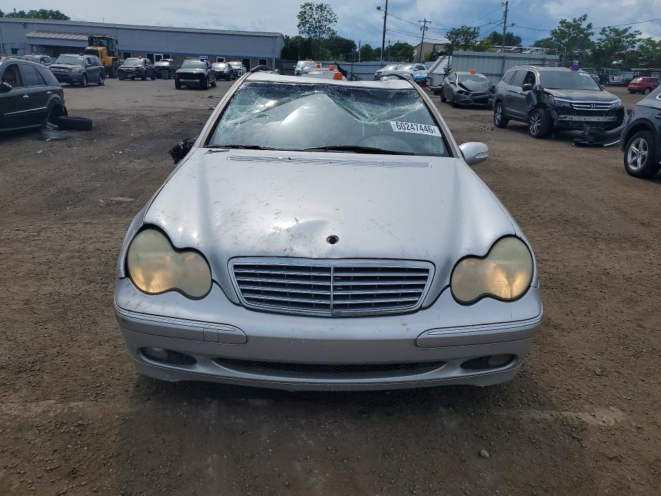 2002 Mercedes-benz C მანქანა იყიდება აუქციონზე, vin: WDBRH64JX2F139718, აუქციონის ნომერი: 60247446