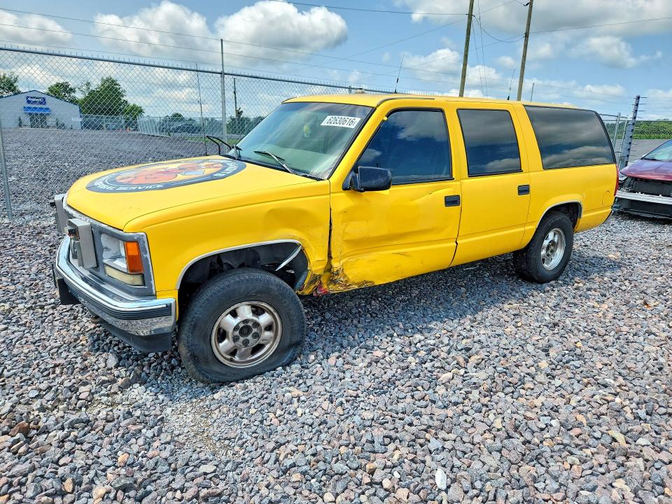 62630616 :رقم المزاد ، 3GKFK16RXVG520021 vin ، 1997 Gmc Suburban مزاد بيع