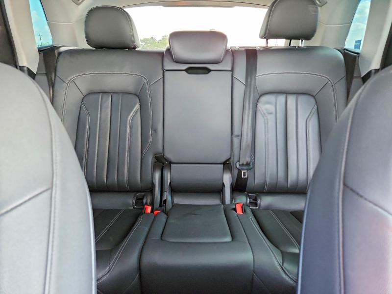 60030576 :رقم المزاد ، WA1EAAFY9N2137353 vin ، 2022 Audi Q5 مزاد بيع