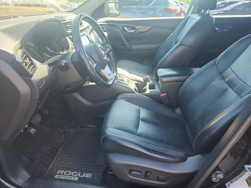 59721526 :رقم المزاد ، JN1BJ1CRXHW102097 vin ، 2017 Nissan Rogue Sport مزاد بيع